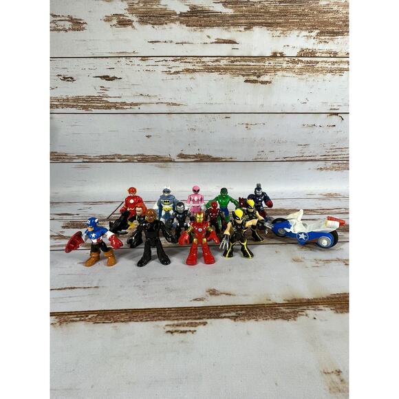 Playskool Marvel Lot of 13 Figures 2.5" Super Hero Captain America Vehicle - Picture 1 of 2